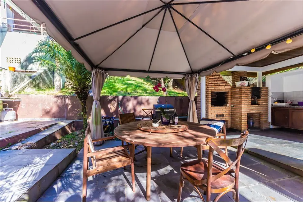 Foto 9 de Casa de Condomínio com 3 quartos à venda, 300m2 em Mairipora - SP