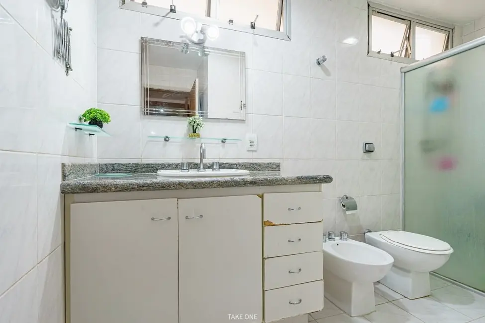 Apartamento com 3 quartos à venda, 114m2 em Cambuí, Campinas - SP - imagem 8 Foto 8 de Apartamento com 3 quartos à venda, 114m2 em Cambuí, Campinas - SP