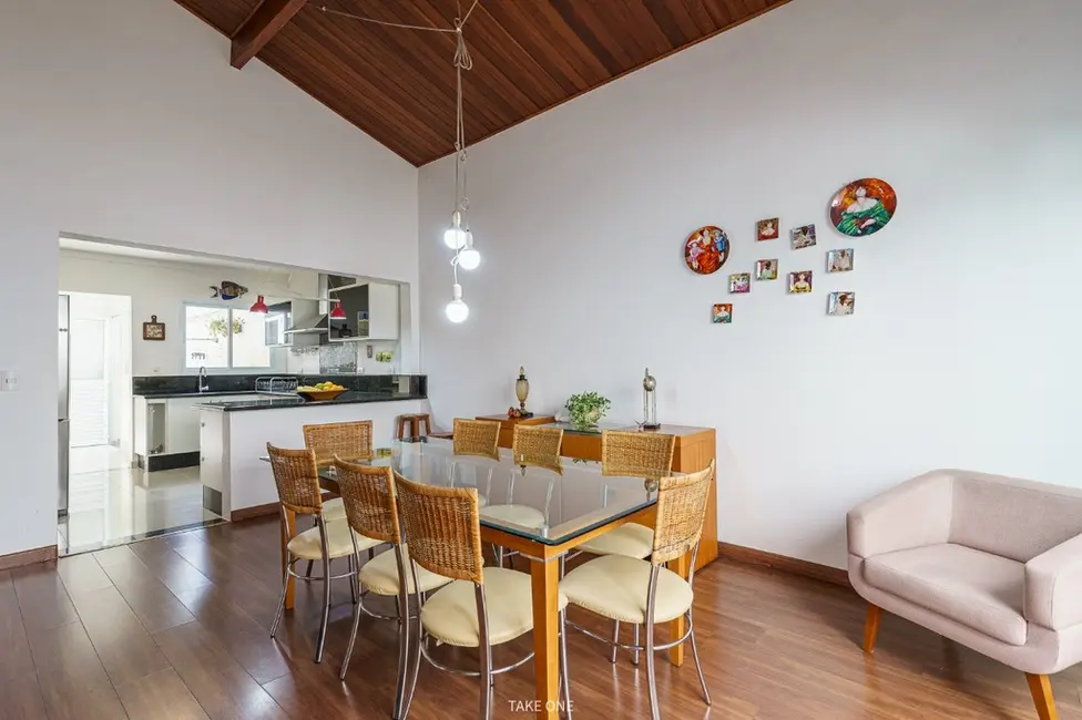 Casa com 4 quartos à venda, 241m2 em Jardim Chapadão, Campinas - SP - imagem 4 Foto 4 de Casa com 4 quartos à venda, 241m2 em Jardim Chapadão, Campinas - SP