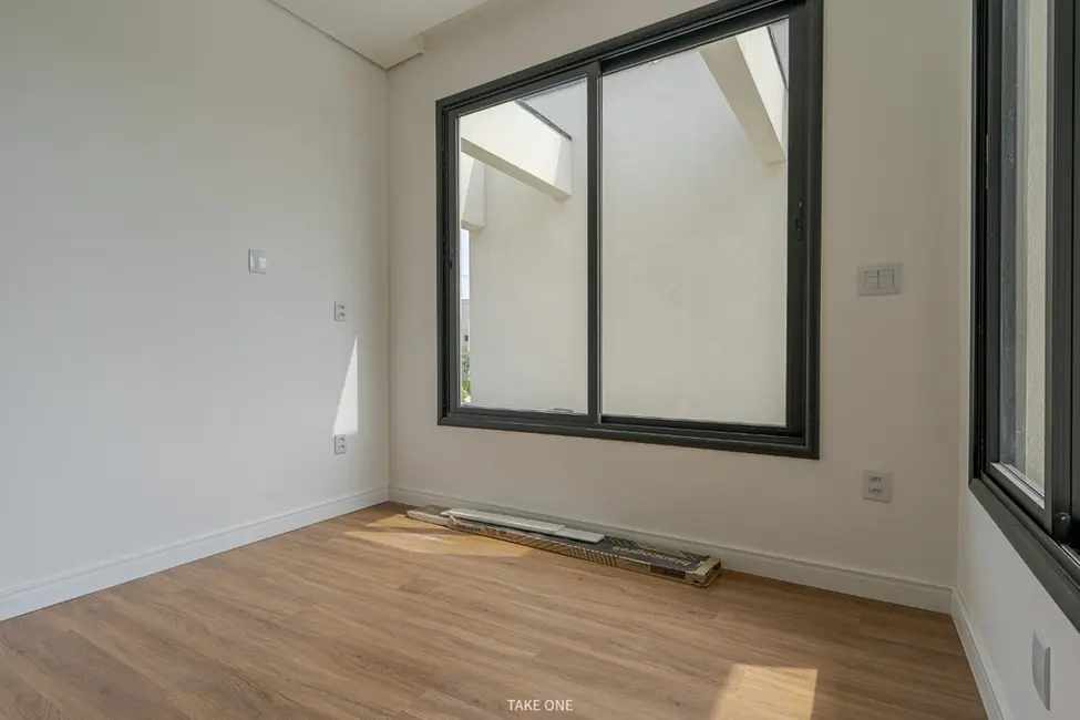 Foto 3 de Casa de Condomínio com 3 quartos à venda, 230m2 em Vila Pagano, Valinhos - SP