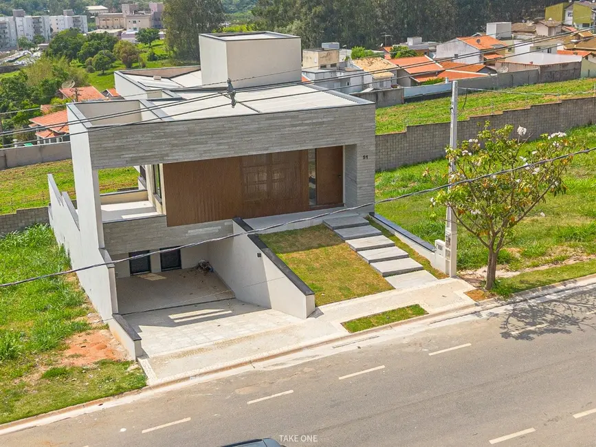 Foto 1 de Casa de Condomínio com 3 quartos à venda, 230m2 em Vila Pagano, Valinhos - SP