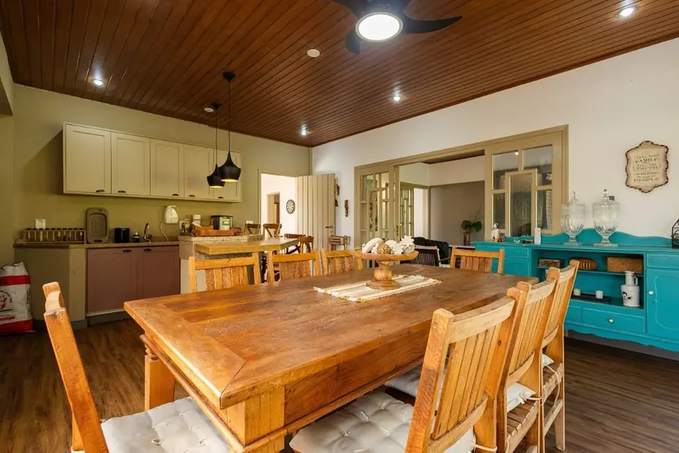 Casa de Condomínio com 5 quartos à venda, 577m2 em Vista Alegre, Vinhedo - SP - imagem 9 Foto 9 de Casa de Condomínio com 5 quartos à venda, 577m2 em Vista Alegre, Vinhedo - SP