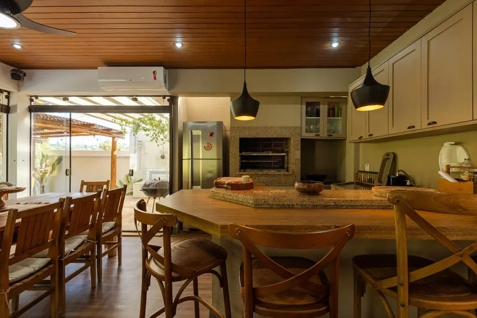 Casa de Condomínio com 5 quartos à venda, 577m2 em Vista Alegre, Vinhedo - SP - imagem 8 Foto 8 de Casa de Condomínio com 5 quartos à venda, 577m2 em Vista Alegre, Vinhedo - SP