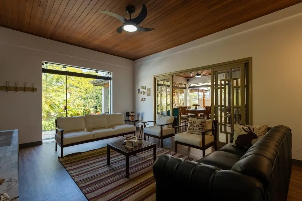 Casa de Condomínio com 5 quartos à venda, 577m2 em Vista Alegre, Vinhedo - SP - imagem 5 Foto 5 de Casa de Condomínio com 5 quartos à venda, 577m2 em Vista Alegre, Vinhedo - SP