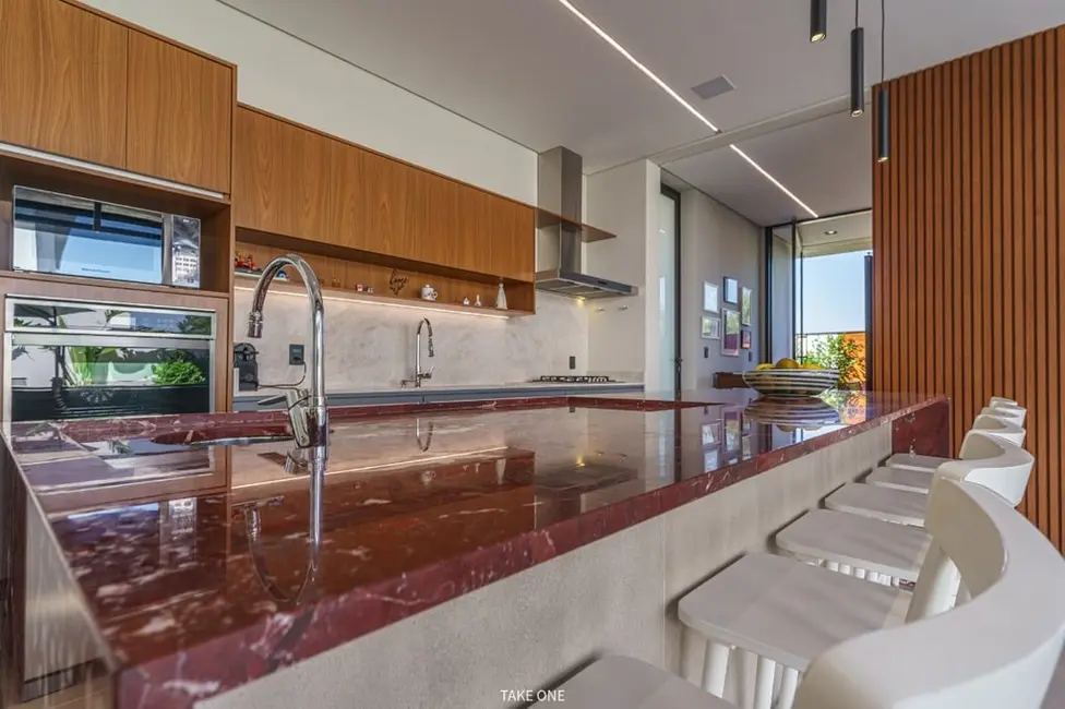 Casa de Condomínio com 3 quartos à venda, 310m2 em Valinhos - SP - imagem 3 Foto 3 de Casa de Condomínio com 3 quartos à venda, 310m2 em Valinhos - SP