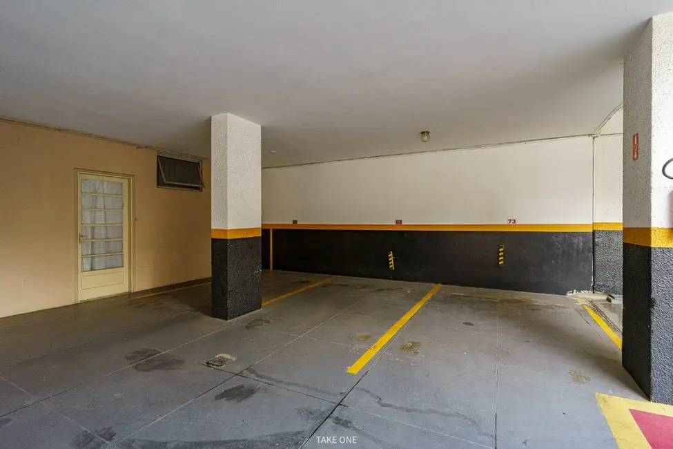 Apartamento com 2 quartos à venda, 74m2 em Centro, Campinas - SP - imagem 3 Foto 3 de Apartamento com 2 quartos à venda, 74m2 em Centro, Campinas - SP