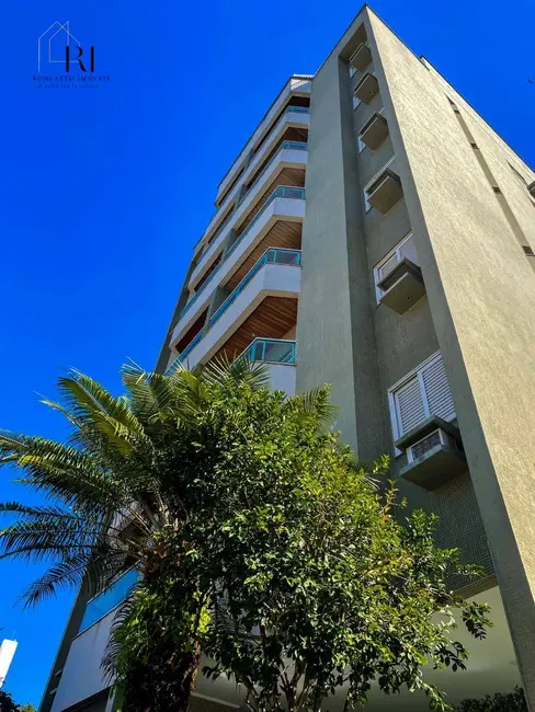 Foto 2 de Apartamento com 2 quartos à venda, 65m2 em Caraguatatuba - SP