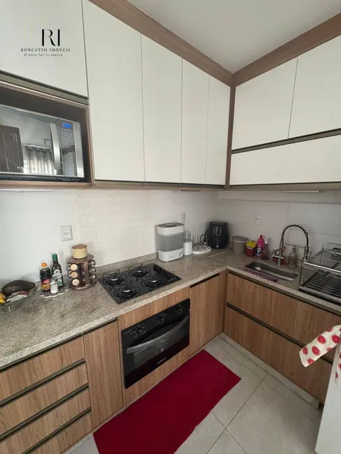 Foto 8 de Casa de Condomínio com 2 quartos à venda, 84m2 em Balneário Tropical, Paulinia - SP