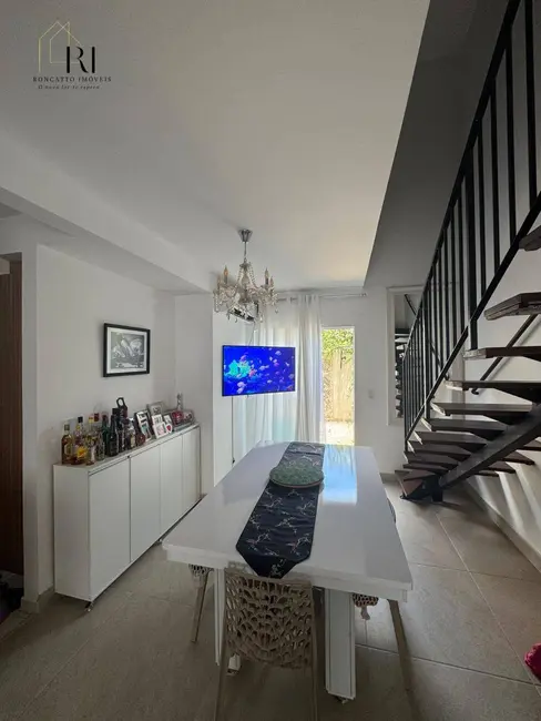 Foto 3 de Casa de Condomínio com 2 quartos à venda, 84m2 em Balneário Tropical, Paulinia - SP