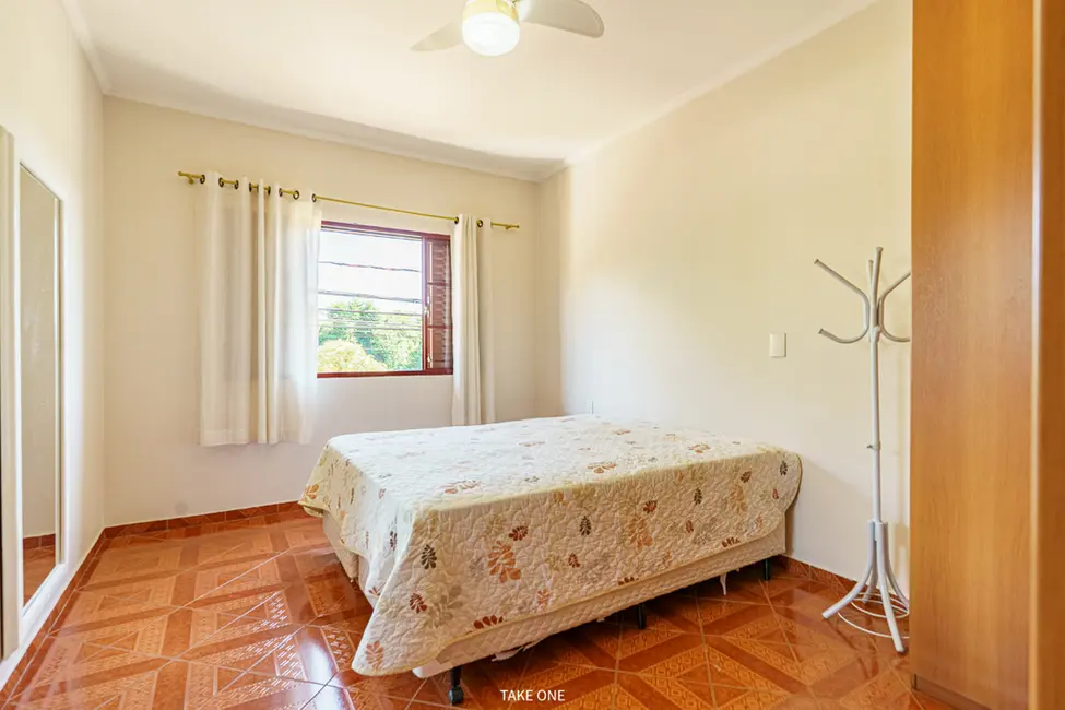 Casa com 3 quartos à venda, 287m2 em Jardim do Sol, Campinas - SP - imagem 8 Foto 8 de Casa com 3 quartos à venda, 287m2 em Jardim do Sol, Campinas - SP