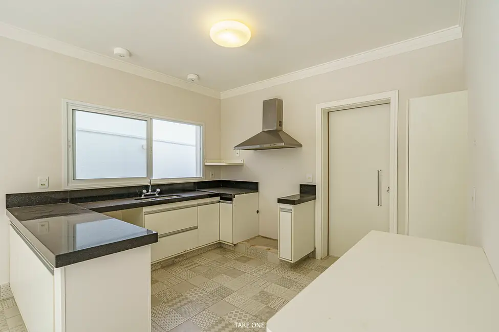 Casa de Condomínio com 3 quartos à venda, 250m2 em Campinas - SP - imagem 5 Foto 5 de Casa de Condomínio com 3 quartos à venda, 250m2 em Campinas - SP