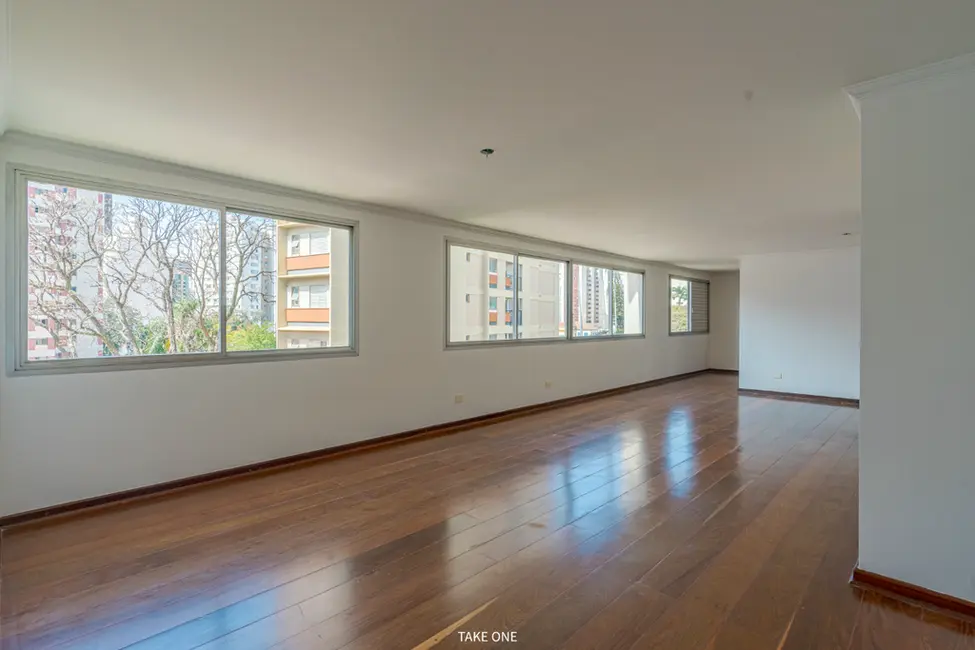 Foto 1 de Apartamento com 3 quartos à venda, 193m2 em Cambuí, Campinas - SP