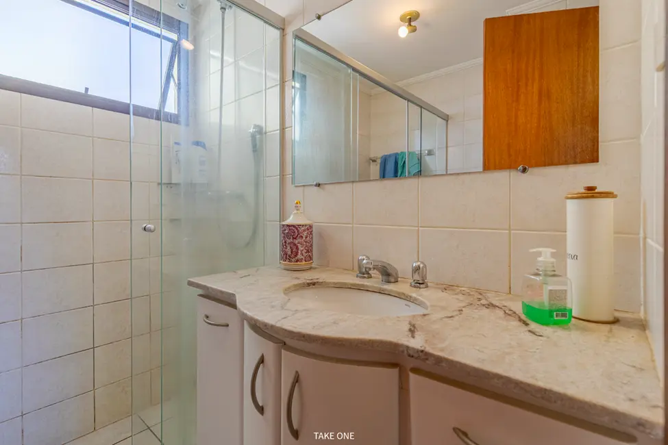 Apartamento com 3 quartos à venda, 84m2 em Vila Itapura, Campinas - SP - imagem 4 Foto 4 de Apartamento com 3 quartos à venda, 84m2 em Vila Itapura, Campinas - SP