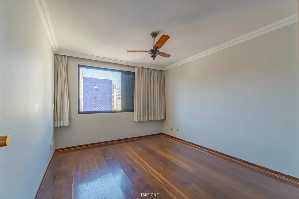 Apartamento com 4 quartos à venda, 192m2 em Vila Itapura, Campinas - SP - imagem 6 Foto 6 de Apartamento com 4 quartos à venda, 192m2 em Vila Itapura, Campinas - SP