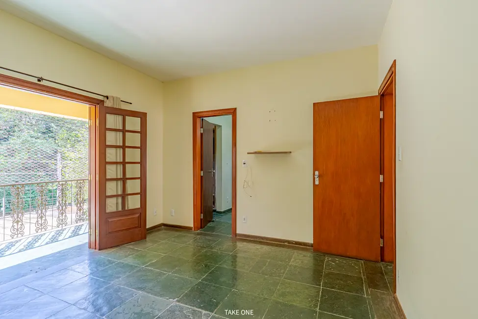 Casa com 4 quartos à venda, 360m2 em Residencial Cândido Ferreira (Sousas), Campinas - SP - imagem 4 Foto 4 de Casa com 4 quartos à venda, 360m2 em Residencial Cândido Ferreira (Sousas), Campinas - SP