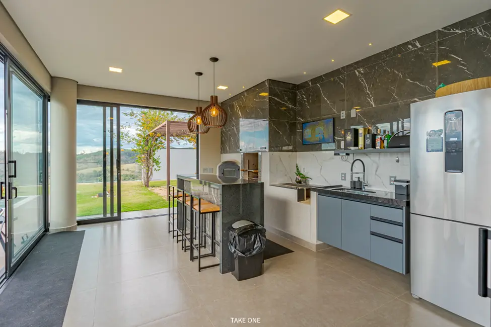 Foto 9 de Casa de Condomínio com 4 quartos à venda, 396m2 em Monte Alegre, Vinhedo - SP