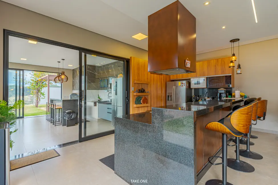 Foto 7 de Casa de Condomínio com 4 quartos à venda, 396m2 em Monte Alegre, Vinhedo - SP