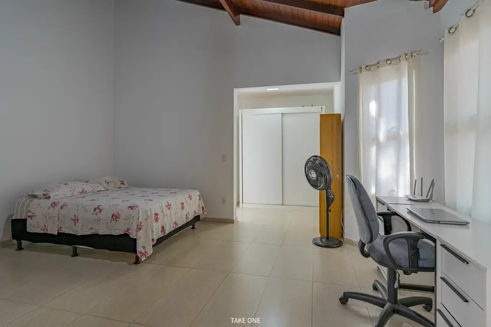 Foto 2 de Casa de Condomínio com 5 quartos à venda, 329m2 em Vista Alegre, Vinhedo - SP