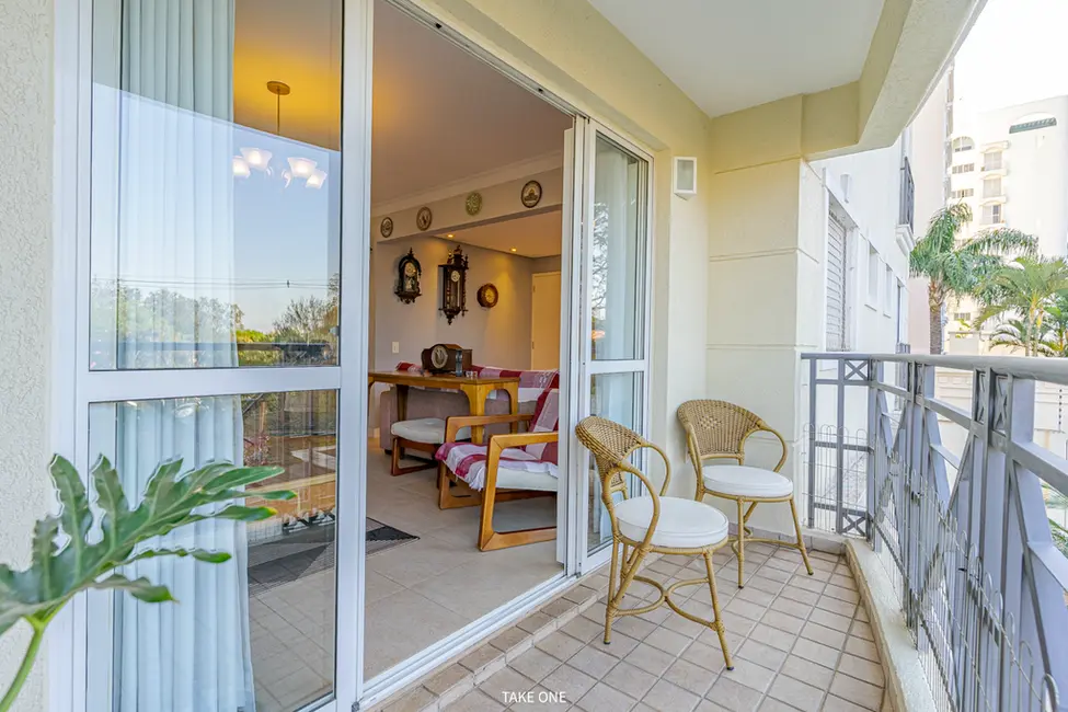 Apartamento com 3 quartos à venda, 137m2 em Jardim das Paineiras, Campinas - SP - imagem 1 Foto 1 de Apartamento com 3 quartos à venda, 137m2 em Jardim das Paineiras, Campinas - SP