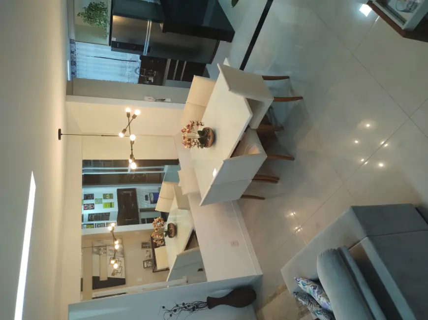 Casa de Condomínio com 3 quartos para alugar, 124m2 em Roncáglia, Valinhos - SP - imagem 1 Foto 1 de Casa de Condomínio com 3 quartos para alugar, 124m2 em Roncáglia, Valinhos - SP