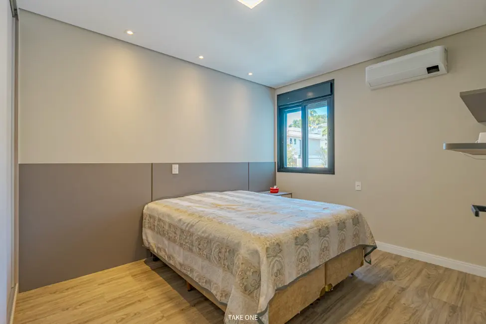 Foto 4 de Casa de Condomínio com 4 quartos à venda, 520m2 em Bosque, Vinhedo - SP