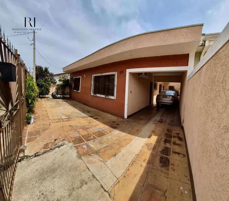 Foto 1 de Casa com 2 quartos à venda, 110m2 em Hortolandia - SP