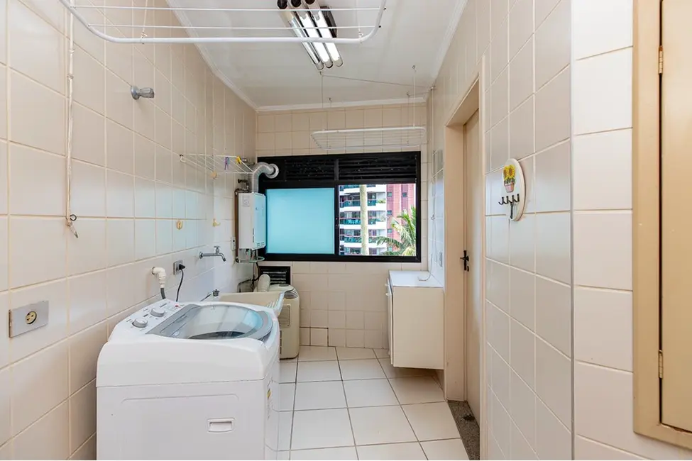 Foto 8 de Apartamento com 5 quartos à venda, 292m2 em Bertioga - SP