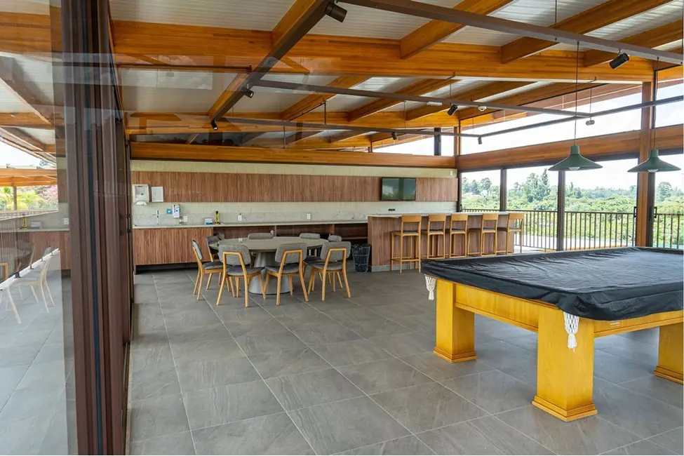 Foto 2 de Terreno / Lote à venda, 930m2 em Medeiros, Jundiai - SP