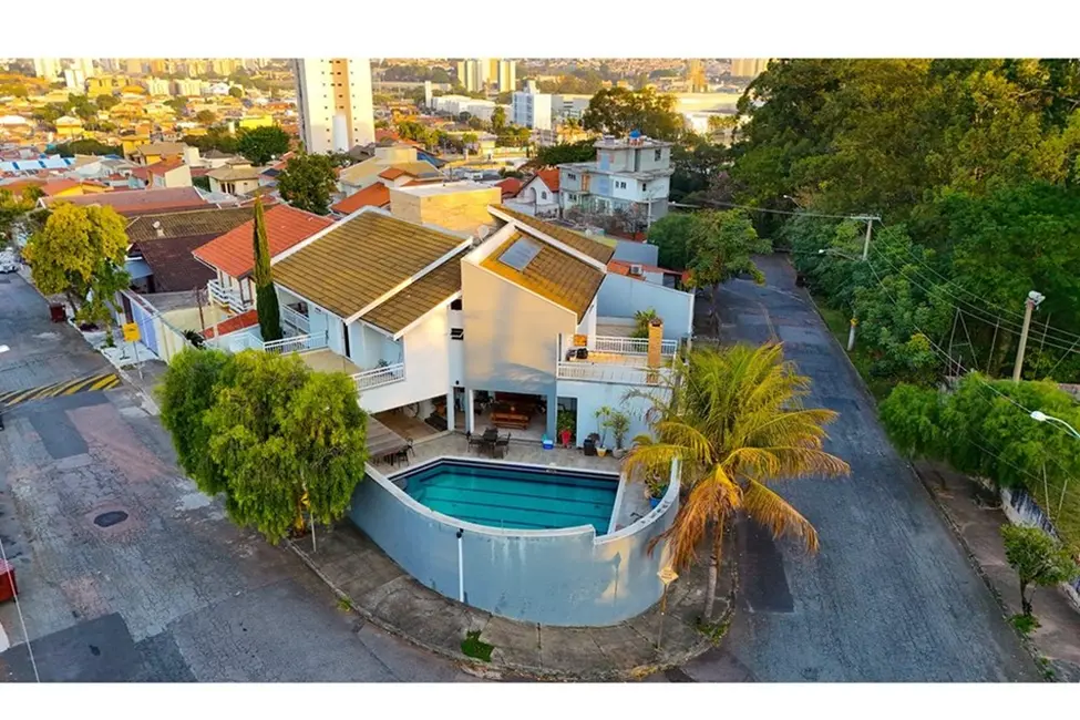 Foto 1 de Casa com 4 quartos à venda, 489m2 em Jardim Torres São José, Jundiai - SP