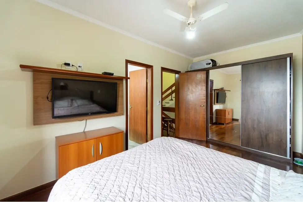 Foto 5 de Casa com 4 quartos à venda, 277m2 em Jardim América, Jundiai - SP