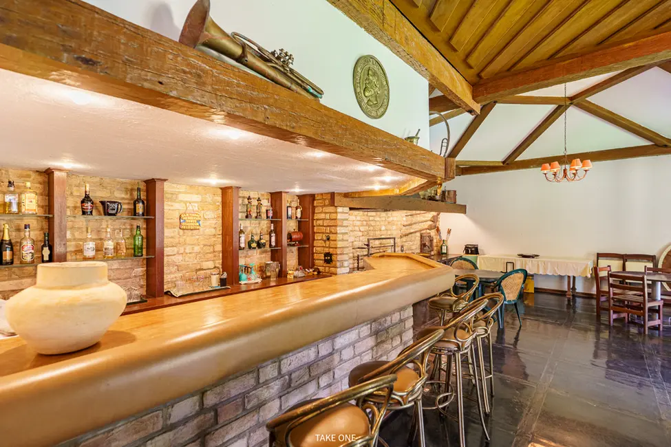 Casa de Condomínio com 5 quartos à venda, 1130m2 em Sítios de Recreio Gramado, Campinas - SP - imagem 2 Foto 2 de Casa de Condomínio com 5 quartos à venda, 1130m2 em Sítios de Recreio Gramado, Campinas - SP