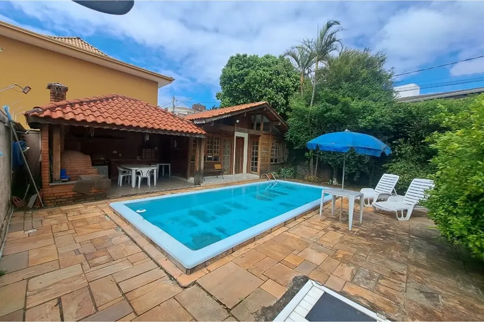 Casa com 3 quartos à venda, 303m2 em Jardim das Samambaias, Jundiai - SP - imagem 6 Foto 6 de Casa com 3 quartos à venda, 303m2 em Jardim das Samambaias, Jundiai - SP