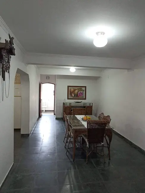 Casa com 3 quartos à venda, 312m2 em Região Central, Caieiras - SP - imagem 8 Foto 8 de Casa com 3 quartos à venda, 312m2 em Região Central, Caieiras - SP