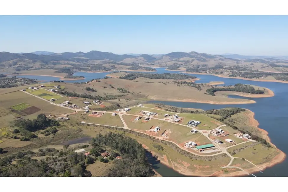 Foto 1 de Terreno / Lote à venda, 1000m2 em Centro, Joanopolis - SP