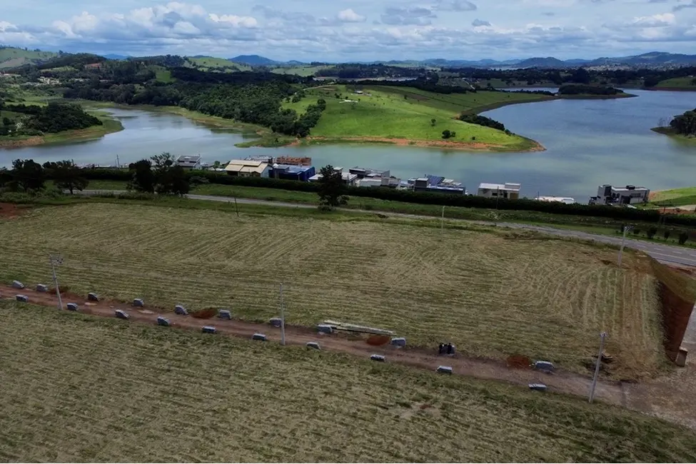 Foto 1 de Terreno / Lote à venda, 2000m2 em Centro, Joanopolis - SP