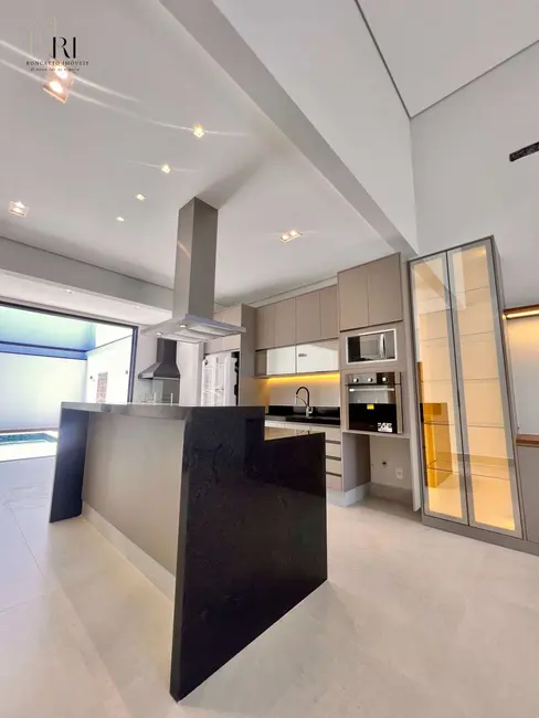 Foto 8 de Casa de Condomínio com 3 quartos à venda, 184m2 em Roncáglia, Valinhos - SP