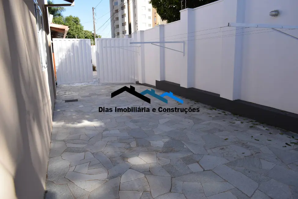 Casa com 4 quartos à venda, 1007m2 em Vila Nossa Senhora do Carmo, Araraquara - SP - imagem 6 Foto 6 de Casa com 4 quartos à venda, 1007m2 em Vila Nossa Senhora do Carmo, Araraquara - SP