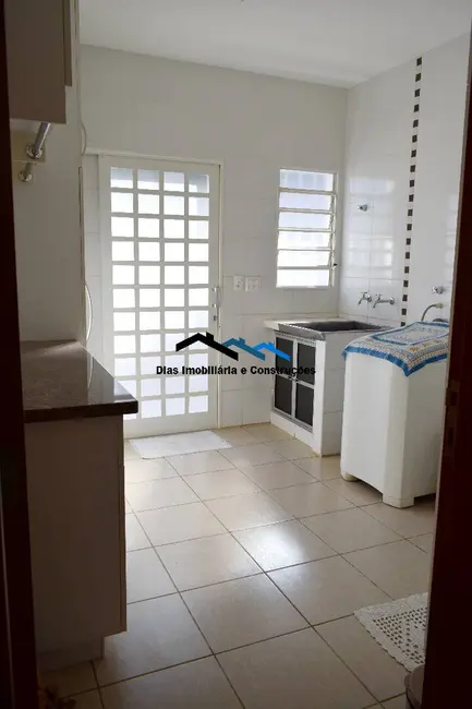 Casa com 4 quartos à venda, 1007m2 em Vila Nossa Senhora do Carmo, Araraquara - SP - imagem 5 Foto 5 de Casa com 4 quartos à venda, 1007m2 em Vila Nossa Senhora do Carmo, Araraquara - SP