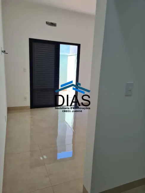 Casa com 3 quartos à venda, 200m2 em Parque Atlanta, Araraquara - SP - imagem 9 Foto 9 de Casa com 3 quartos à venda, 200m2 em Parque Atlanta, Araraquara - SP