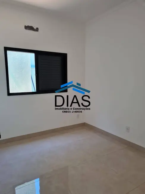 Casa com 3 quartos à venda, 200m2 em Parque Atlanta, Araraquara - SP - imagem 5 Foto 5 de Casa com 3 quartos à venda, 200m2 em Parque Atlanta, Araraquara - SP
