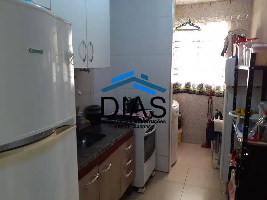 Apartamento com 2 quartos à venda, 52m2 em Vila Santa Maria (Vila Xavier), Araraquara - SP - imagem 4 Foto 4 de Apartamento com 2 quartos à venda, 52m2 em Vila Santa Maria (Vila Xavier), Araraquara - SP