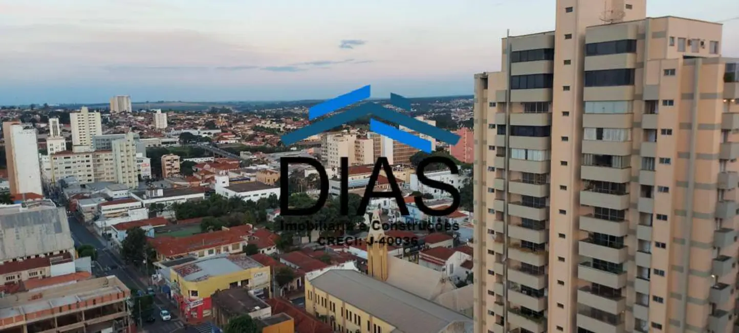 Apartamento com 3 quartos à venda, 338m2 em Centro, Araraquara - SP - imagem 5 Foto 5 de Apartamento com 3 quartos à venda, 338m2 em Centro, Araraquara - SP