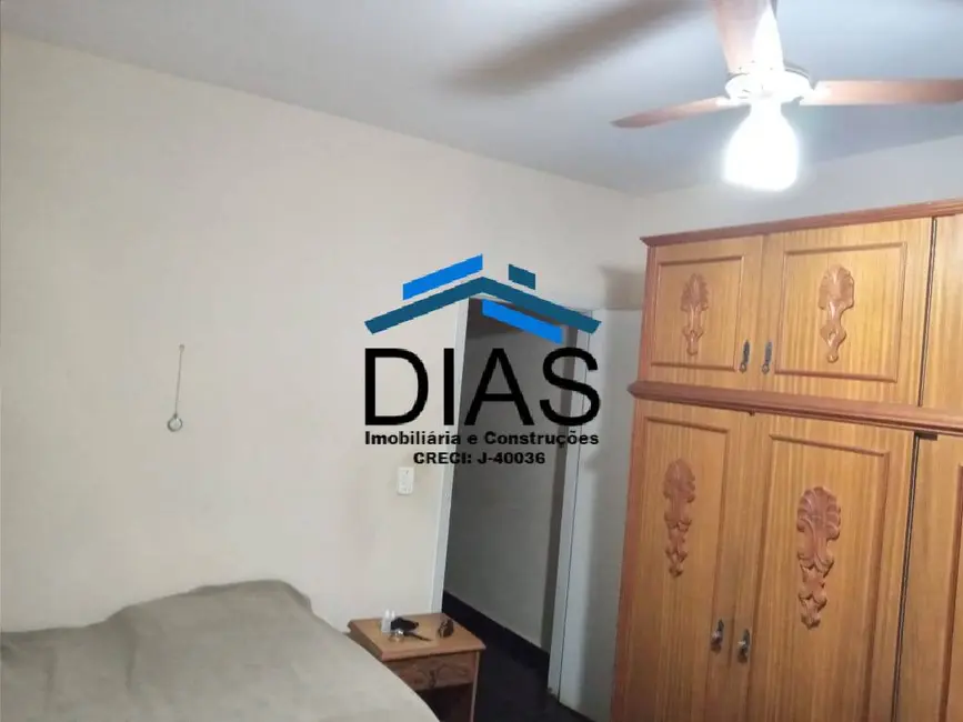 Casa com 2 quartos à venda, 300m2 em Vila Yamada, Araraquara - SP - imagem 8 Foto 8 de Casa com 2 quartos à venda, 300m2 em Vila Yamada, Araraquara - SP