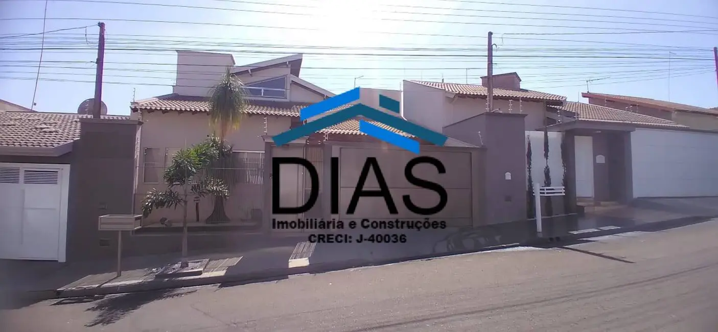 Foto 1 de Casa com 3 quartos à venda, 275m2 em Residencial Maria Cândida, Matao - SP