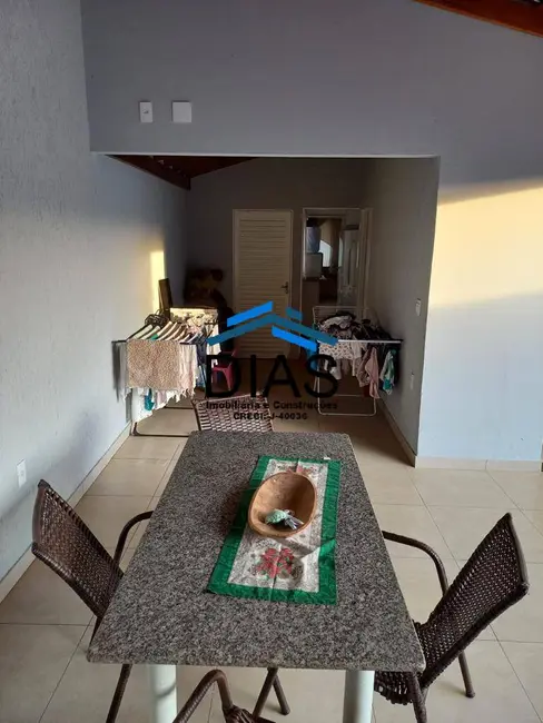 Casa com 3 quartos à venda, 275m2 em Jardim Maria Luiza V, Araraquara - SP - imagem 6 Foto 6 de Casa com 3 quartos à venda, 275m2 em Jardim Maria Luiza V, Araraquara - SP