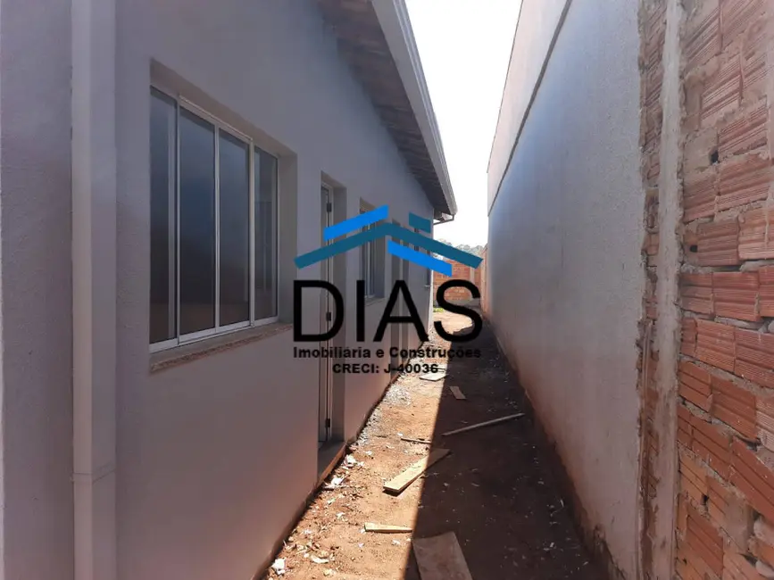 Casa com 2 quartos à venda, 69m2 em Jardim Morumbi, Araraquara - SP - imagem 2 Foto 2 de Casa com 2 quartos à venda, 69m2 em Jardim Morumbi, Araraquara - SP
