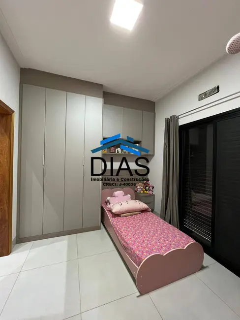 Foto 8 de Casa com 2 quartos à venda, 200m2 em Parque Atlanta, Araraquara - SP