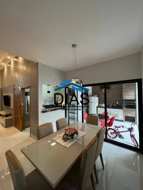 Foto 6 de Casa com 2 quartos à venda, 200m2 em Parque Atlanta, Araraquara - SP