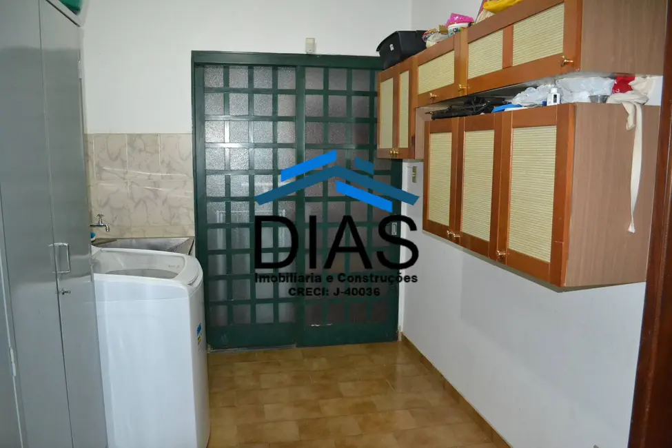 Foto 9 de Casa com 3 quartos à venda, 283m2 em Vila Velosa, Araraquara - SP