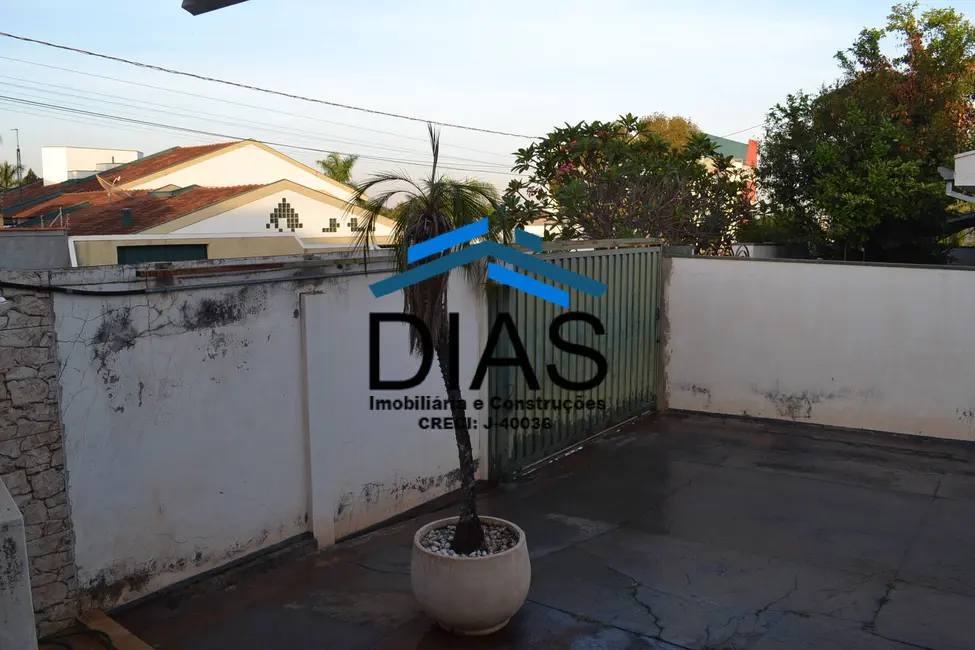 Foto 4 de Casa com 3 quartos à venda, 283m2 em Vila Velosa, Araraquara - SP